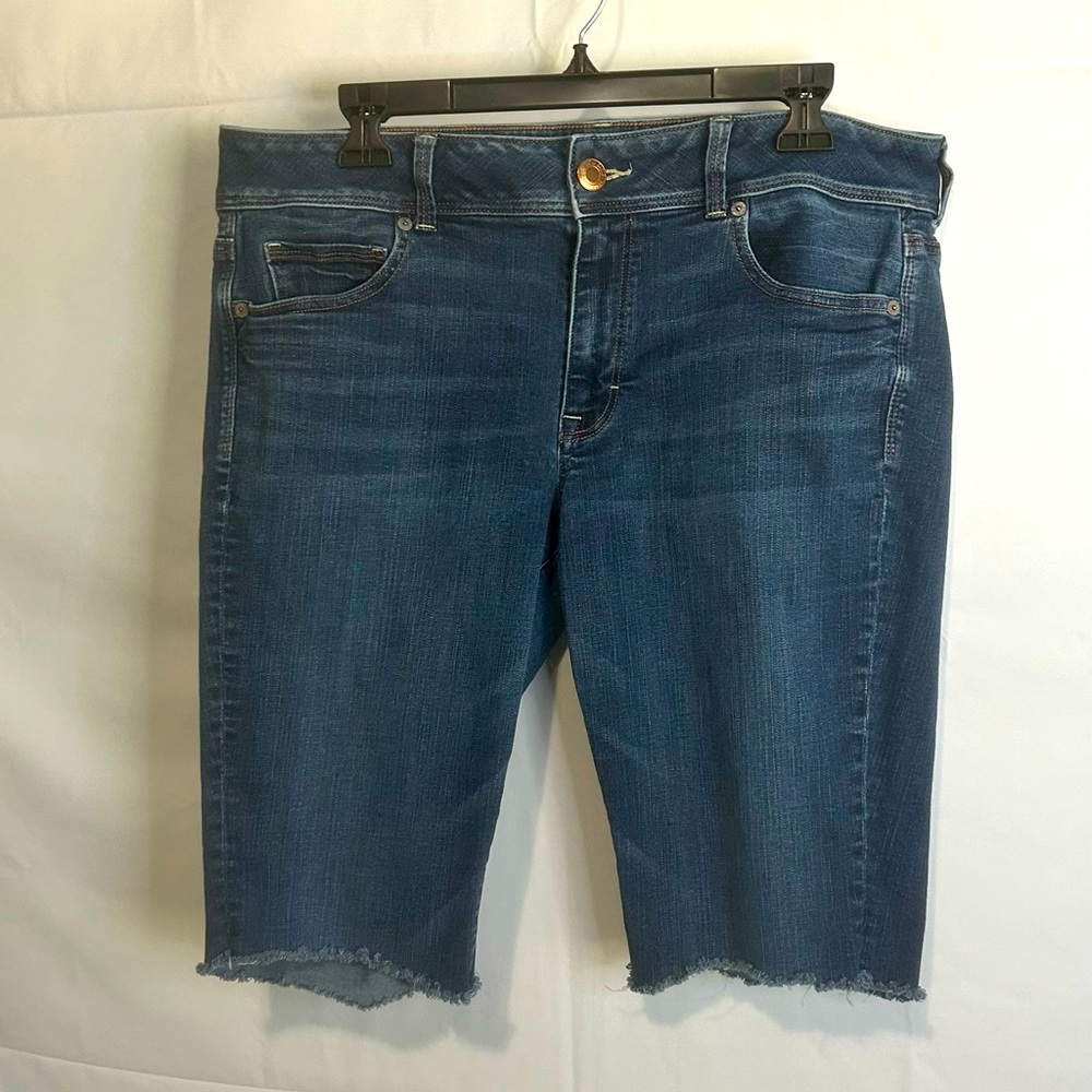 American Eagle Outfitters Jean Shorts Denim Super Stretch Size 16